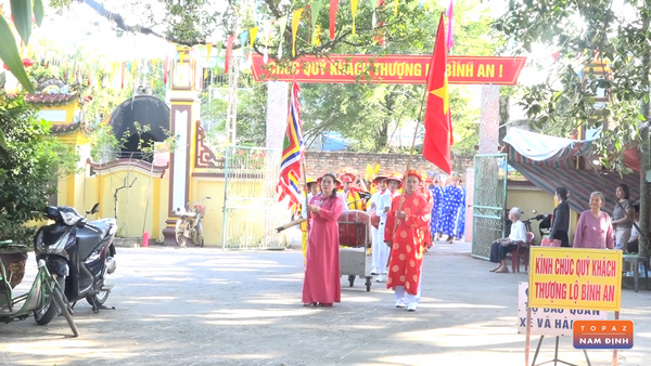 Lễ hội hàng năm tại Đền Cây Quế