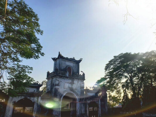 Ảnh cổng vào tháp Phổ Minh Nam Định 