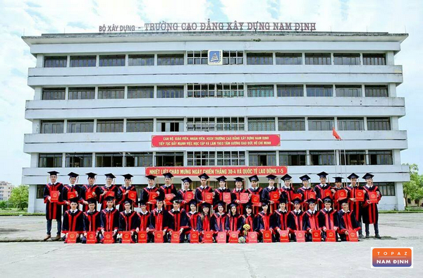 Lễ tốt nghiệp tại trường Cao đẳng Xây dựng Nam Định 
