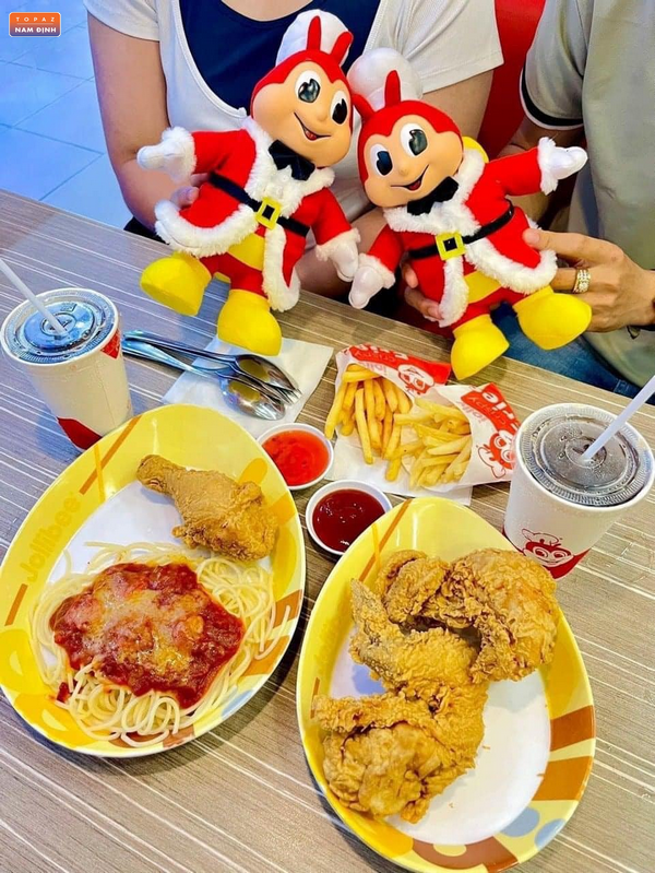 Các combo siêu hấp dẫn ở Jollibee Nam Định