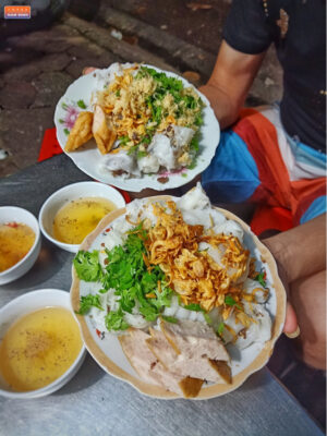 Bánh tráng full topping tại Bánh Cuốn Độ Ngần