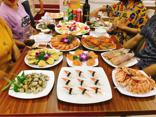 Hải sản tại quán Buffet King Seafood đa dạng và chất lượng