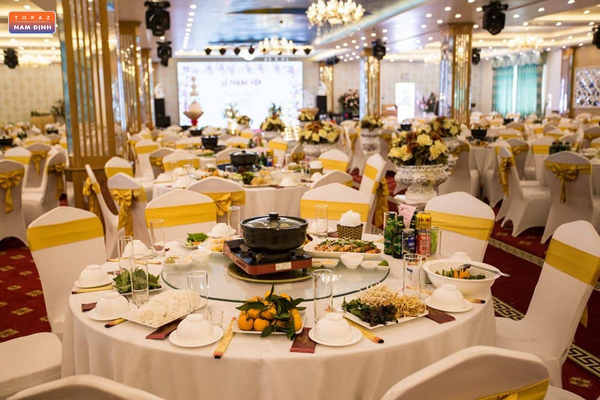 Tiệc cưới sang trọng và tinh tế ở Hoa Viên quán Nam Định