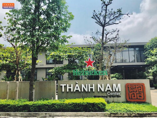 Toàn cảnh khuôn viên nhà hàng Thành Nam tại Nam Định