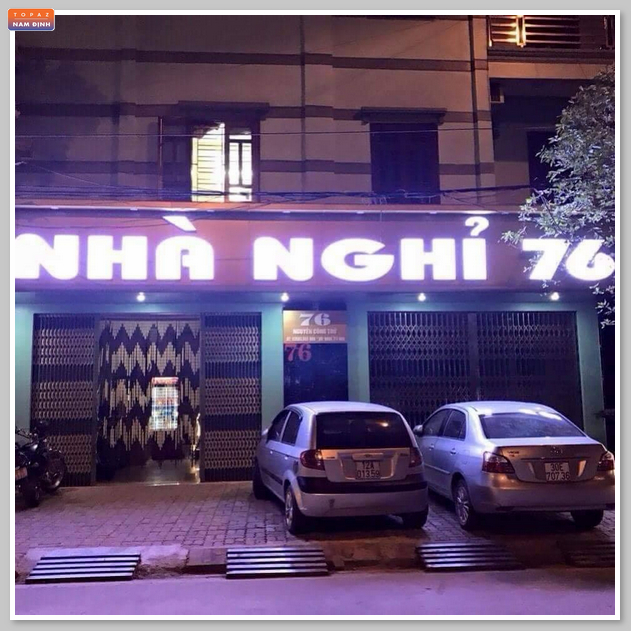 Nhà nghỉ Nam Định 76 có chỗ đỗ xe thoải mái cho khách hàng 