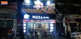 Cửa hàng Pizza Big One thường xuyên đông khách