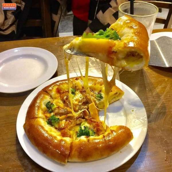 Bầu Pizza Nam Định là quán pizza cho dân nghiện phô mai 