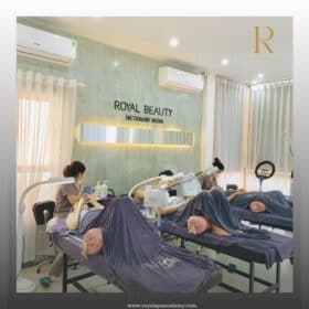 Royal Spa & Beauty Care sở hữu đội ngũ nhân viên chuyên nghiệp và tay nghề cao