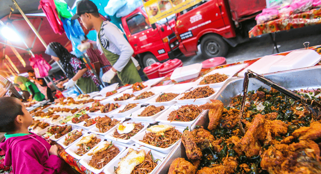 Ẩm thực đường phố đa dạng